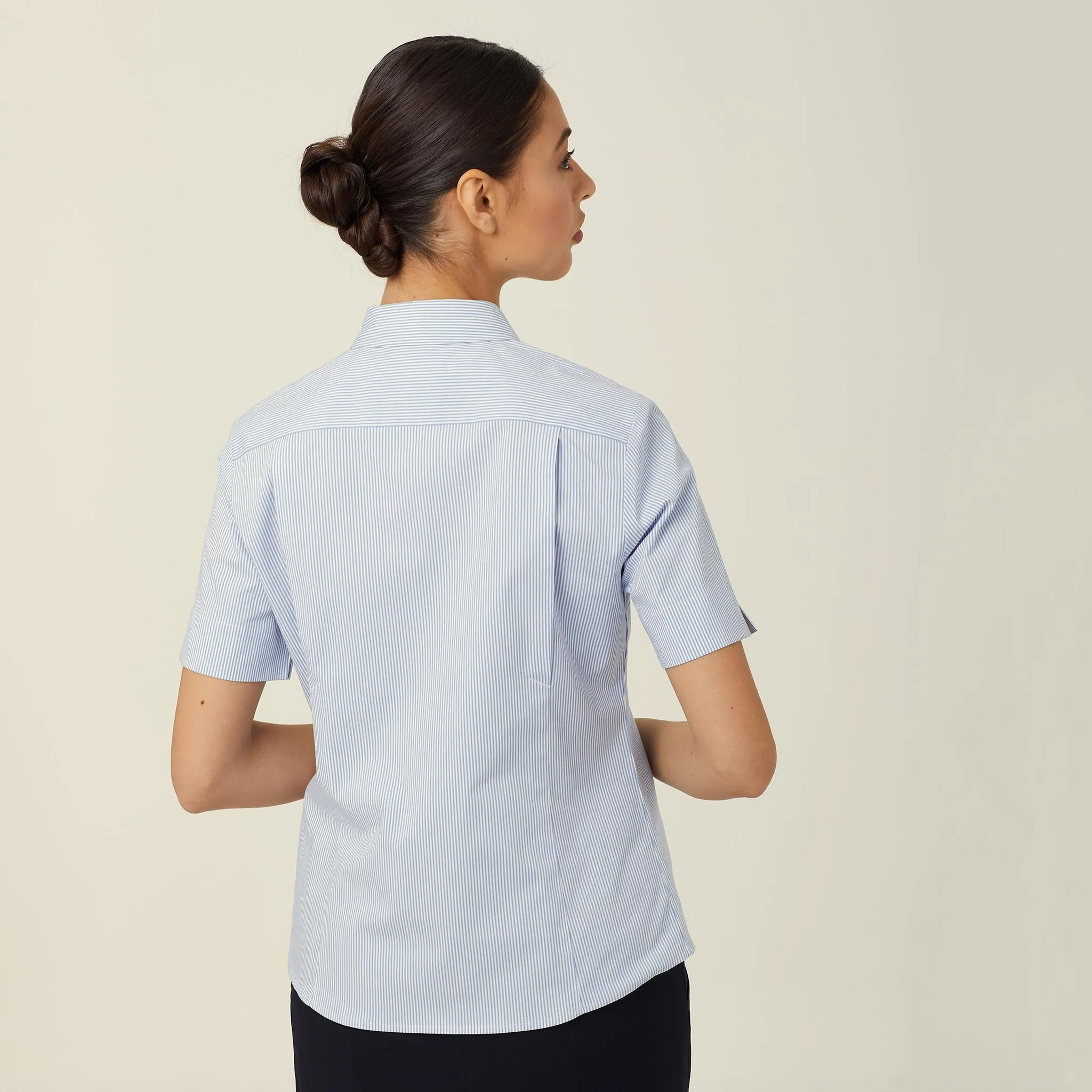 NNT Women's Avignon Fine Block Stripe Stretch Short Sleeve Shirt - Light Blue/White